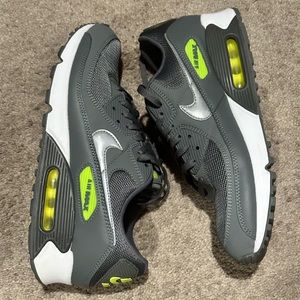 Nike Air Max, Size 12